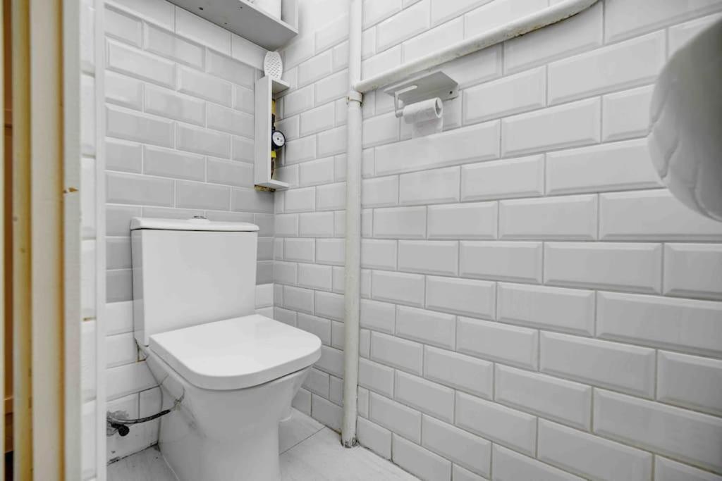 Brightside Apartment Будапеща Екстериор снимка